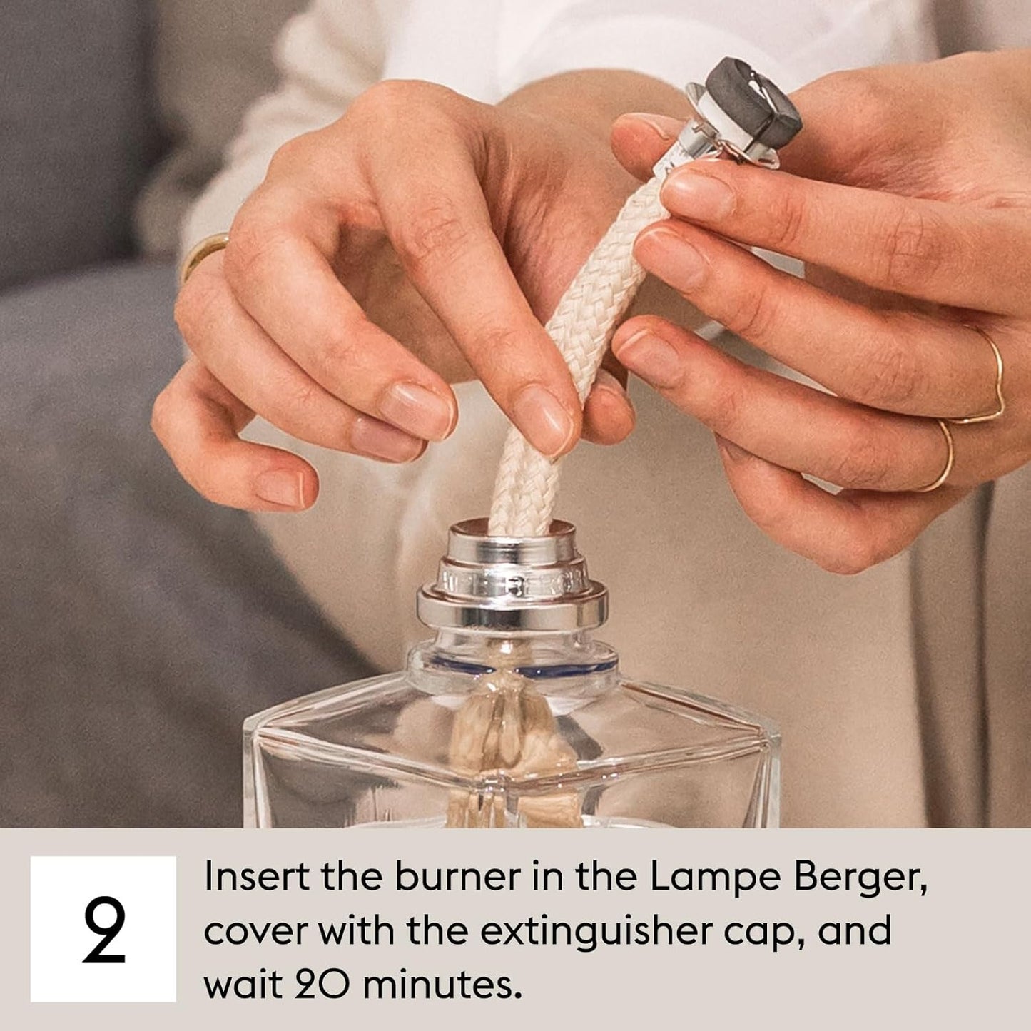 MAISON BERGER - Aquatic Freshness - Lampe Berger Fragrance Refill for Home Fragrance Oil Diffuser - Air Freshener - Eugenol Essential Oil - 33.8 Fluid Ounces - 1 Liter